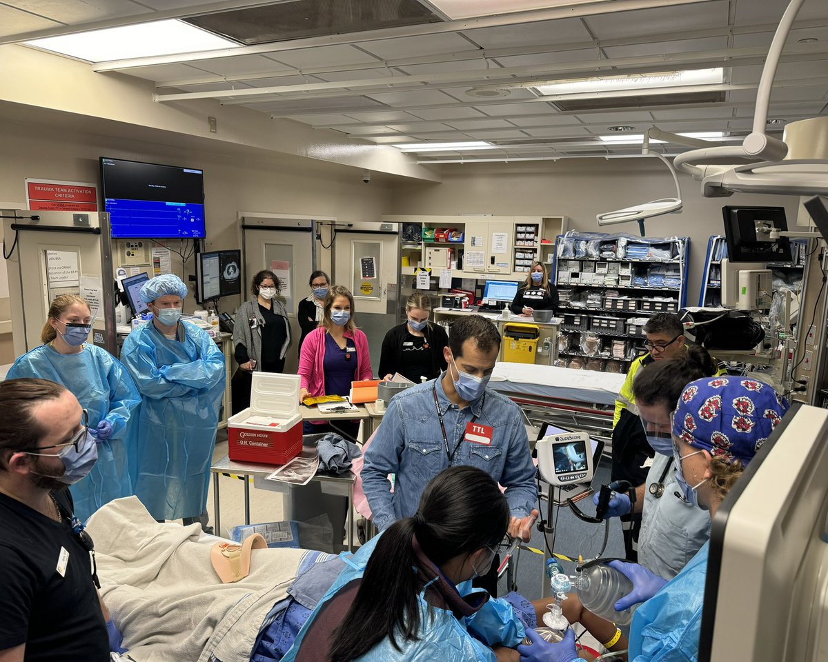 rob_leeper's tweet image. Finding new ways to improve our system every time we run our in-situ trauma simulations. 👏 for @Anikoul & @kellynvogt and so many others for making this a regular part of practice @LHSCCanada @western_gensurg
