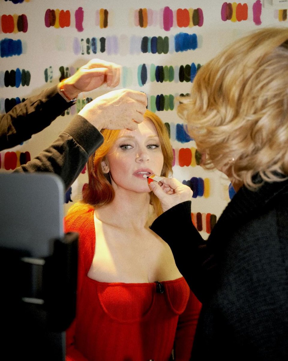 BryceDallasHowardNet tweet media