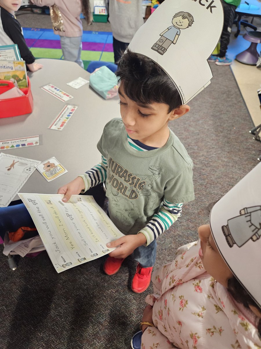 MaryBethBajikar's tweet image. Reading and acting out stories this morning. 
@DLE_Lions 
#justgoodteaching #livelaughloveleonetti #hearourroar