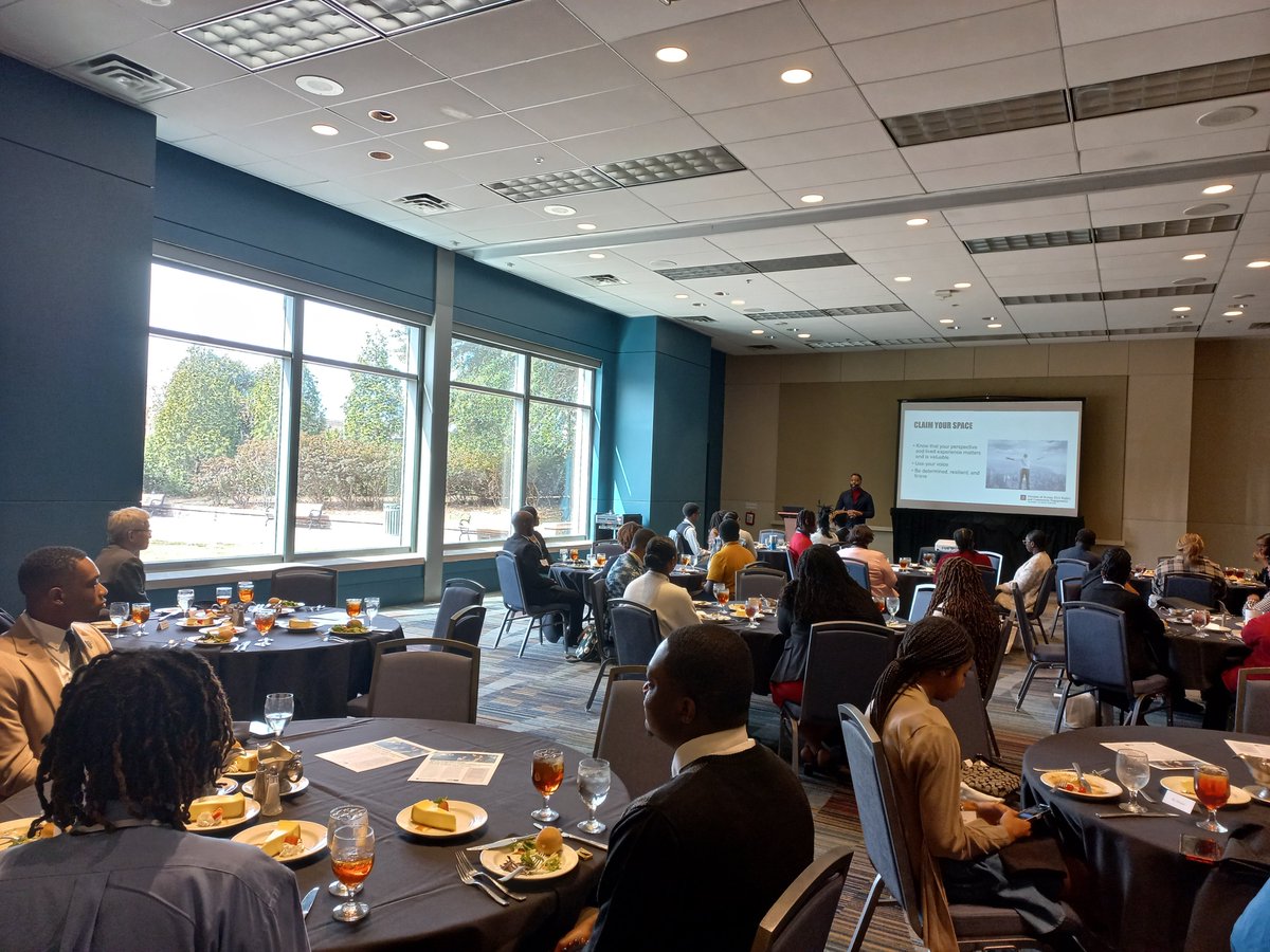 UofSCbdhsc's tweet photo. We held the Underrepresented Minorities in Data Science Applied to Health Career Development luncheon with presentations by Raphael D. Isokpehi, @NIHDataScience, Kay Thomas, Asst. Dean for Student Affairs, @SCHonorsCollege, and Julian R. Williams, Vice President, @uofscaccess. https://t.co/ohlX8iCoux