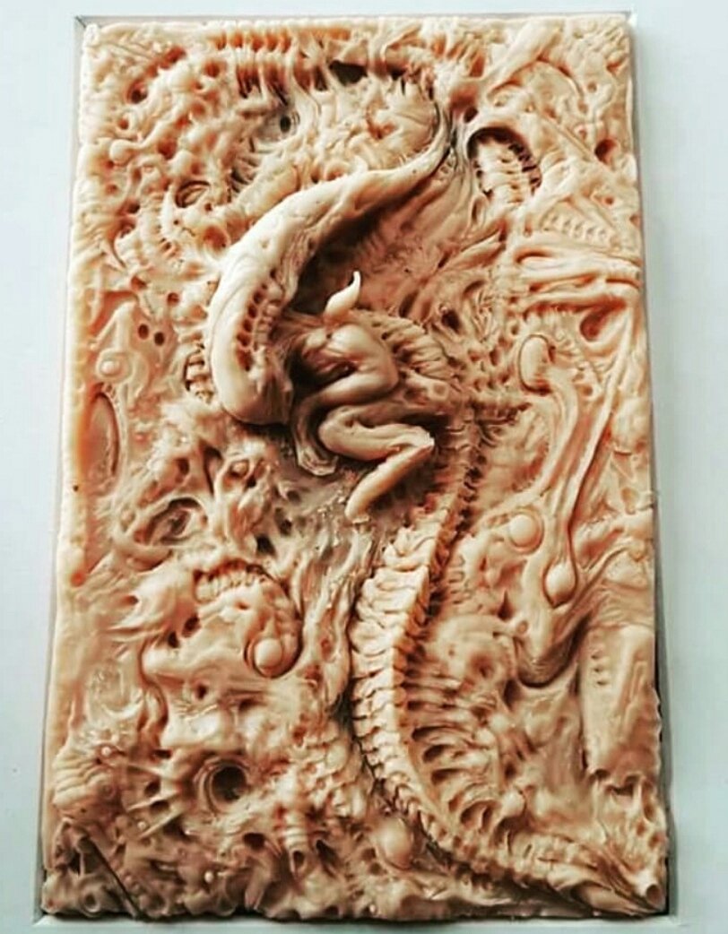 claymonk's tweet photo. Biomechical sculpting in sculpy clay #art #sculpting https://t.co/YhnHJ4v98w