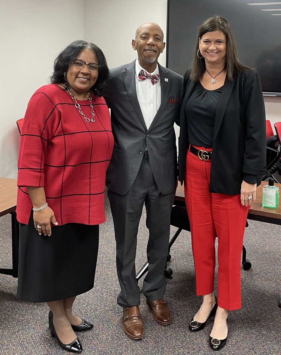 February 2- National ❤️ Health Month- wearing red to show our support ⁦@CCSSuptConnelly⁩ ⁦@ccssecondaryed⁩ ⁦@CumberlandCoSch⁩