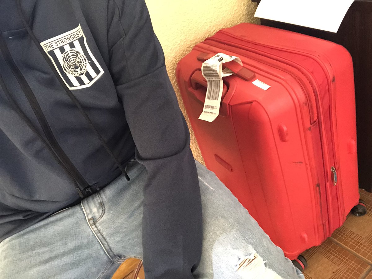 drescolateSSJ's tweet photo. No es difícil preguntar. https://t.co/W4SaDNoQ3j