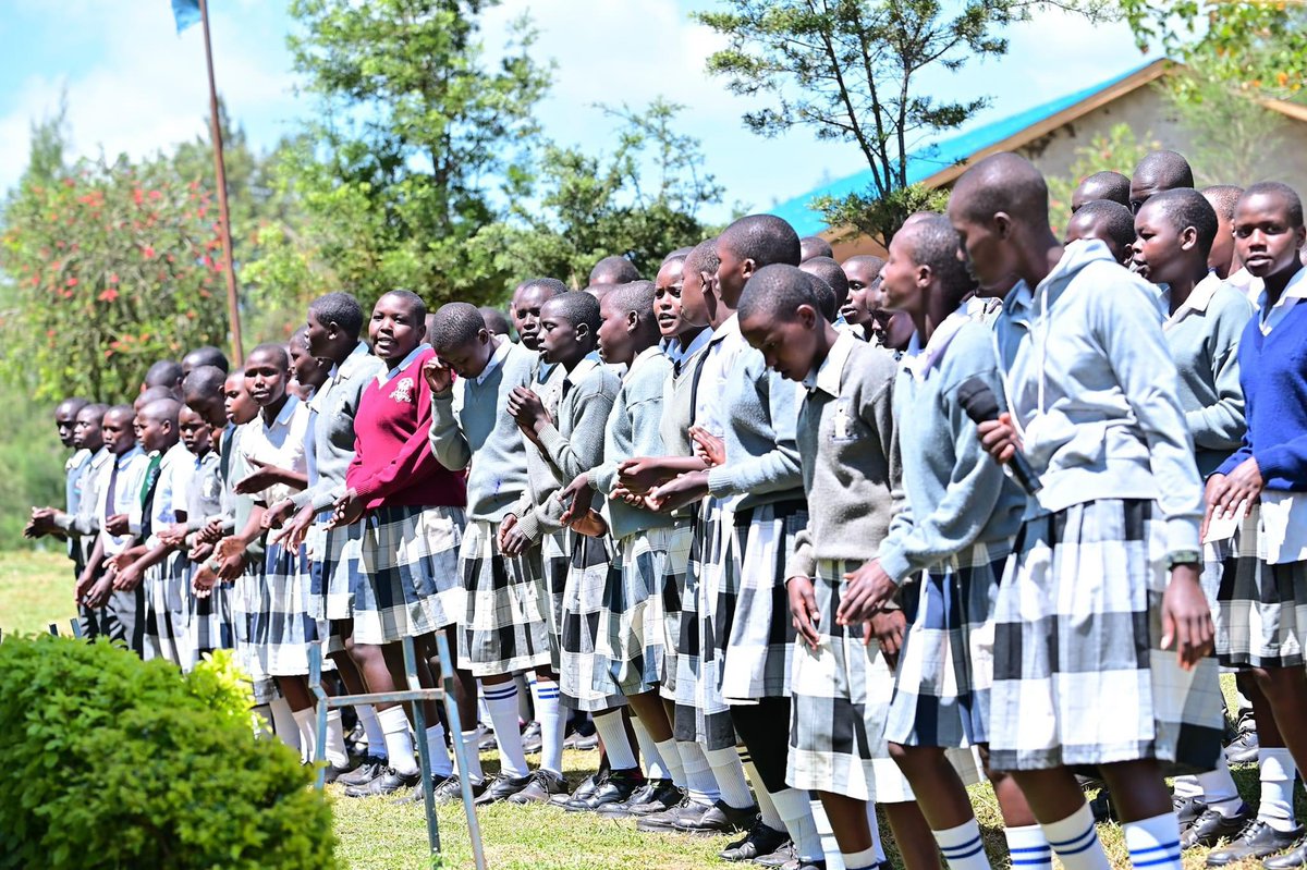 HonKomingoi's tweet photo. I visited Sosit Day Secondary school to handover a bursary cheque worth 635,000 .  This entails one year scholarship for forty form ones worth ksh 500,000 as promised and other students who applied for the bursary in the financial year 2023/ 2024.
#KaziKwaMpango https://t.co/11RUIuGbWl