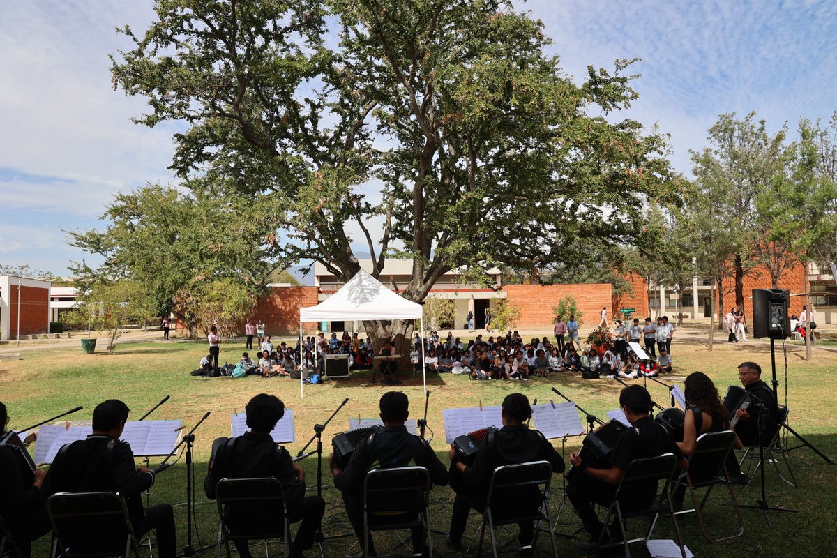La Salle Oaxaca tweet media