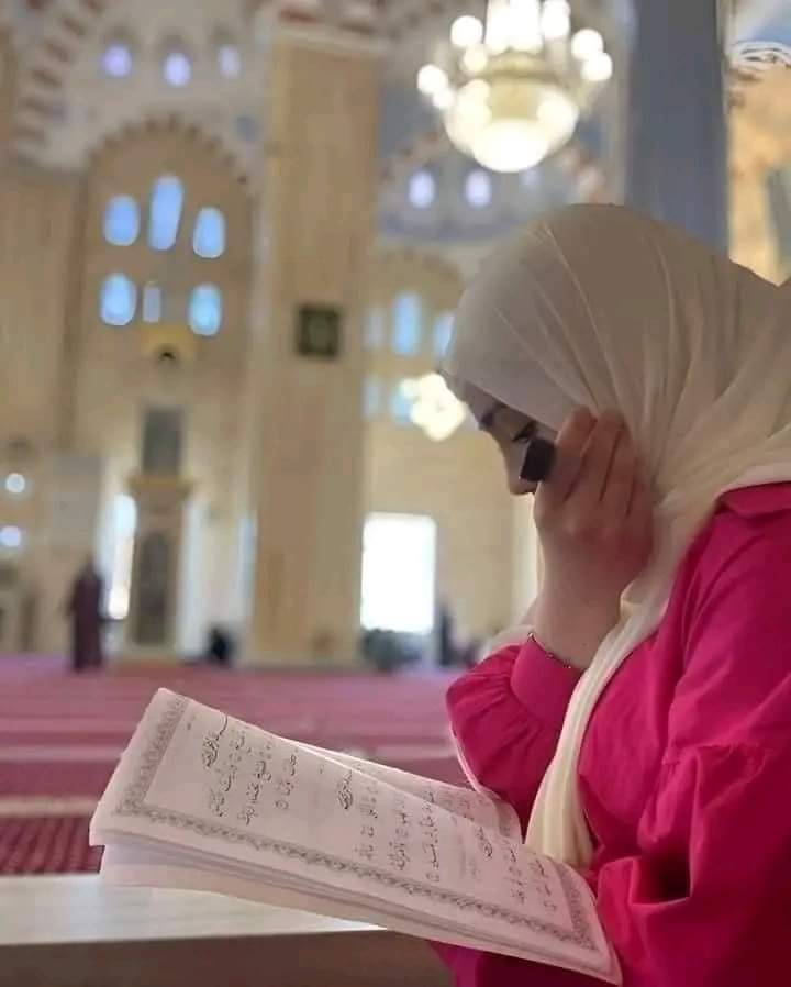وَأَلْحِقْنِي بِالصَّالِحِينَ ♥️
