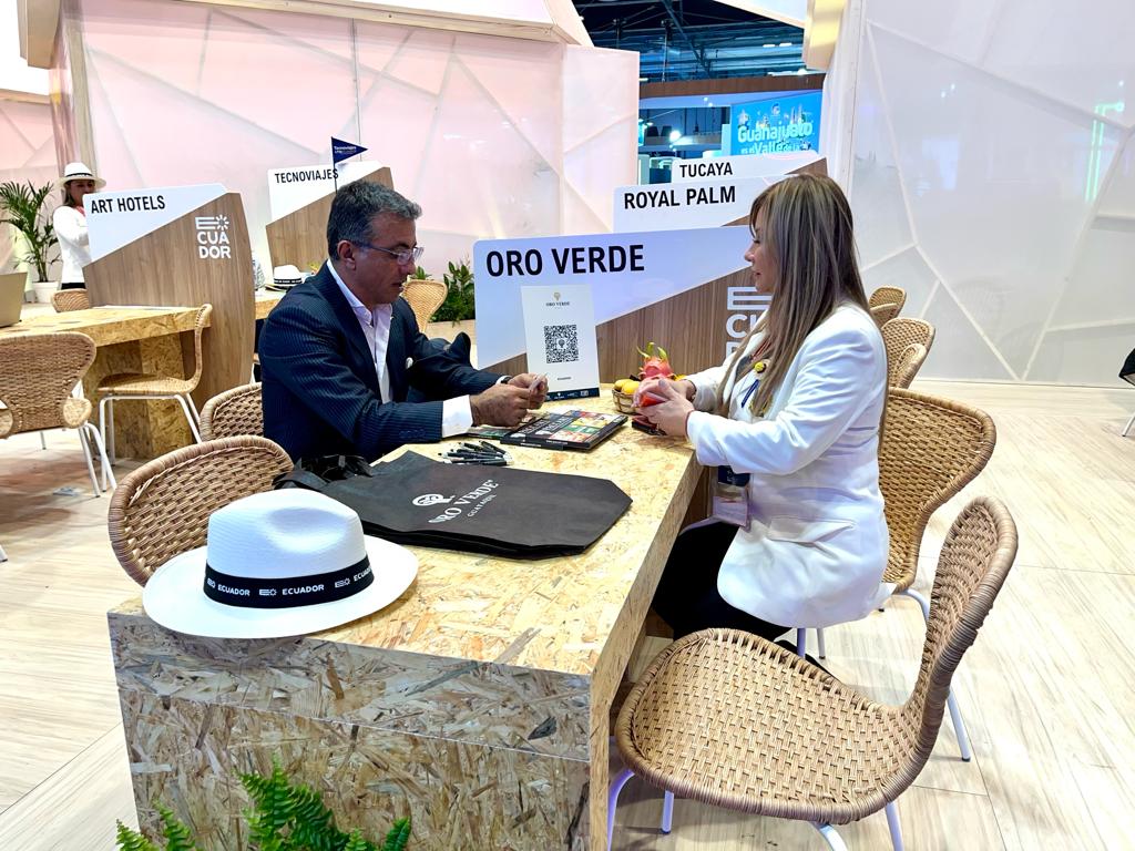 📌#EXCELENTE 👏🎢🇪🇸

Hoteles Oro Verde destacó cuatro destinos turísticos en FITUR 2024 que se desarrolló en Madrid

Más información en el siguiente link: elemisarioec.com/2024/02/02/des…