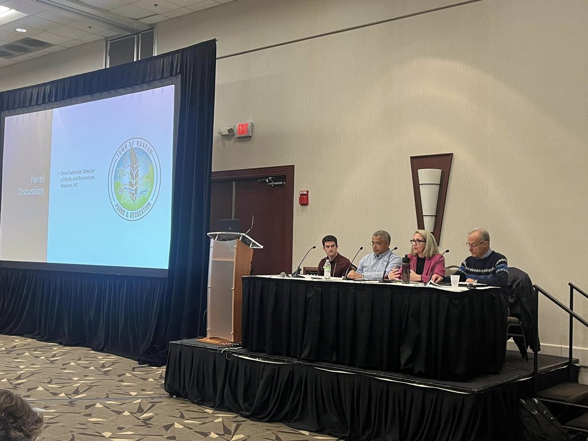 RecResourceServ's tweet image. Blake facilitates a discussion with our speaker, Rick Rocchetti and Director panel with Lee Jones, and Dena Sabenske.
Rick is instructing the Leader Development Program later this month in Wilmington. Space is limited, register today!

#ncprdc #FlashbackFriday