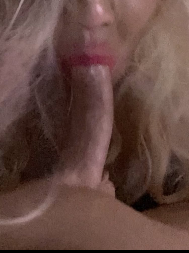 northeast_nikki's tweet photo. Who fancies filming me while I suck your cock?? #Newcastle #Durham #Gateshead #Hartlepool #Stockton #Middlesborough #Sunderland #NorthEast #NSF #NSFW #Cocksucker #Facefuck #ThroatFuck #ContentCreator #Deepthroat #ThroatGoat #Dogging #TyneandWear #NorthEast #DoggingUK #VivaStreet https://t.co/idJLysKuUv