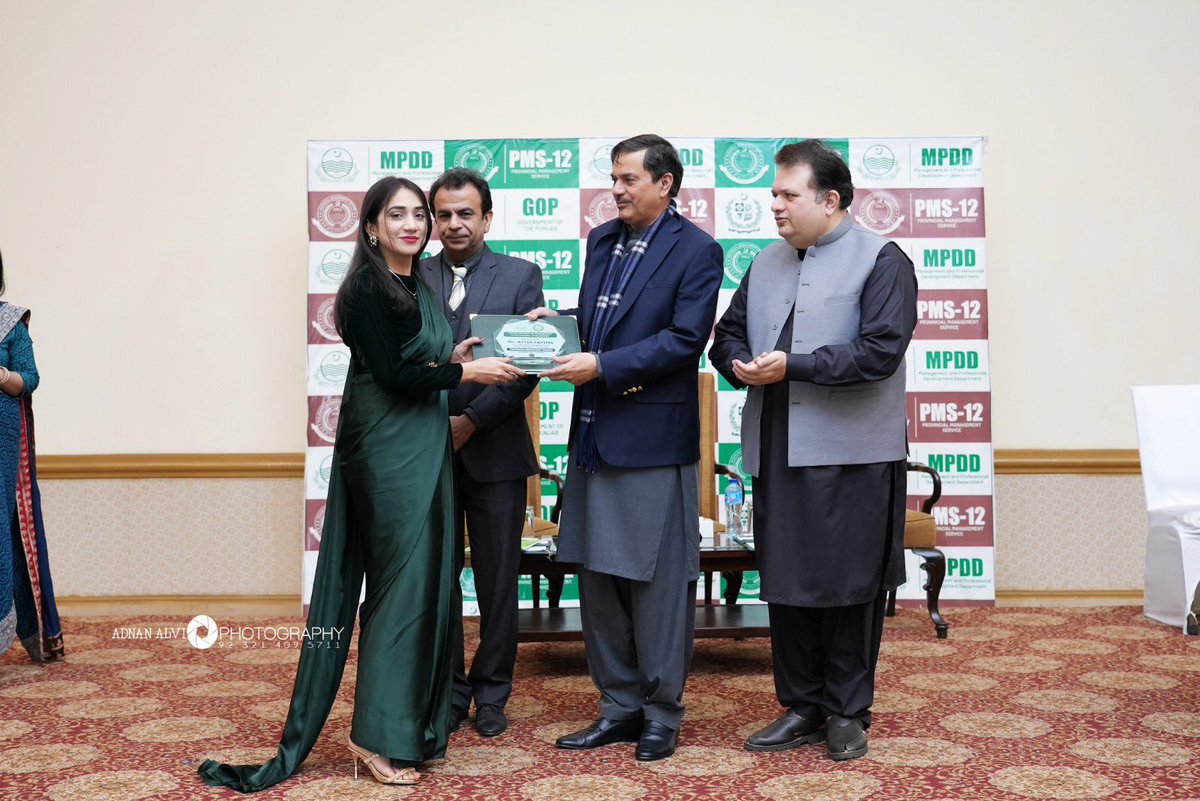 AttiaFatima2's tweet photo. PMS-12✨Passing out ceremony~Alhamdulilah #PMS12 #Passingout #Punjab #Civilservent https://t.co/XUk5rCC2cY