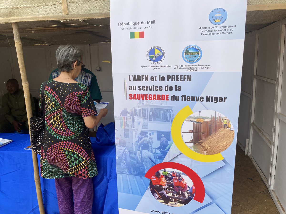 PreefnM's tweet photo. 20eme édition du Festival Art Ségou 2024. L’événement est placé sous le thème “Jeunesse et tradition”. L’ABFN et le PREEFN au centre de la rencontre grâce à un stand d’exposition . Une opportunité de renforcer la sensibilisation sur la sauvegarde du Fleuve Niger. https://t.co/ldn6MM3cEX
