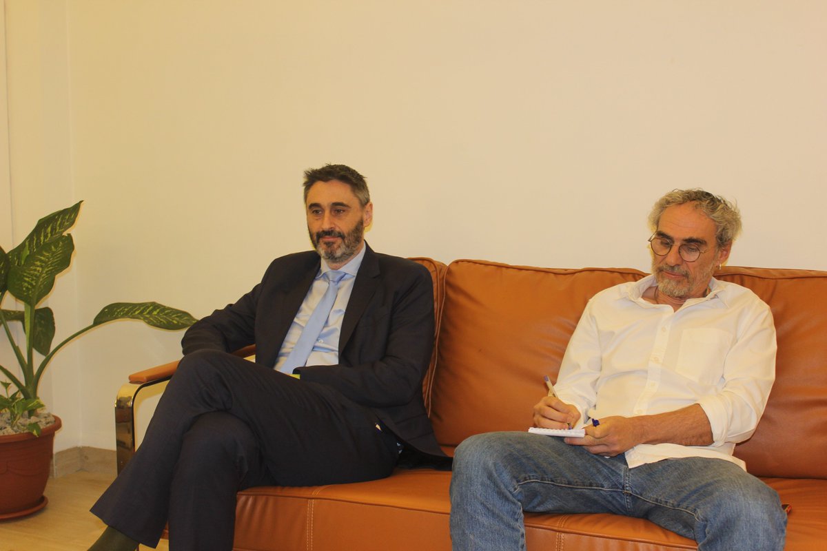 Le Représentant Résident <a href="/AkpadjiAlain/">Alain Akpadji</a>, avec le Chef de bureau OCHA, Vedaste Kalima, a reçu en audience l’ambassadeur de l'#UE au #Burkina, SEM Daniel A. Gaztelumendi et le Chef de bureau de Echo, Patrick Barbier. Ils ont échangé sur l'accès humanitaire, la lutte contre les #VBG