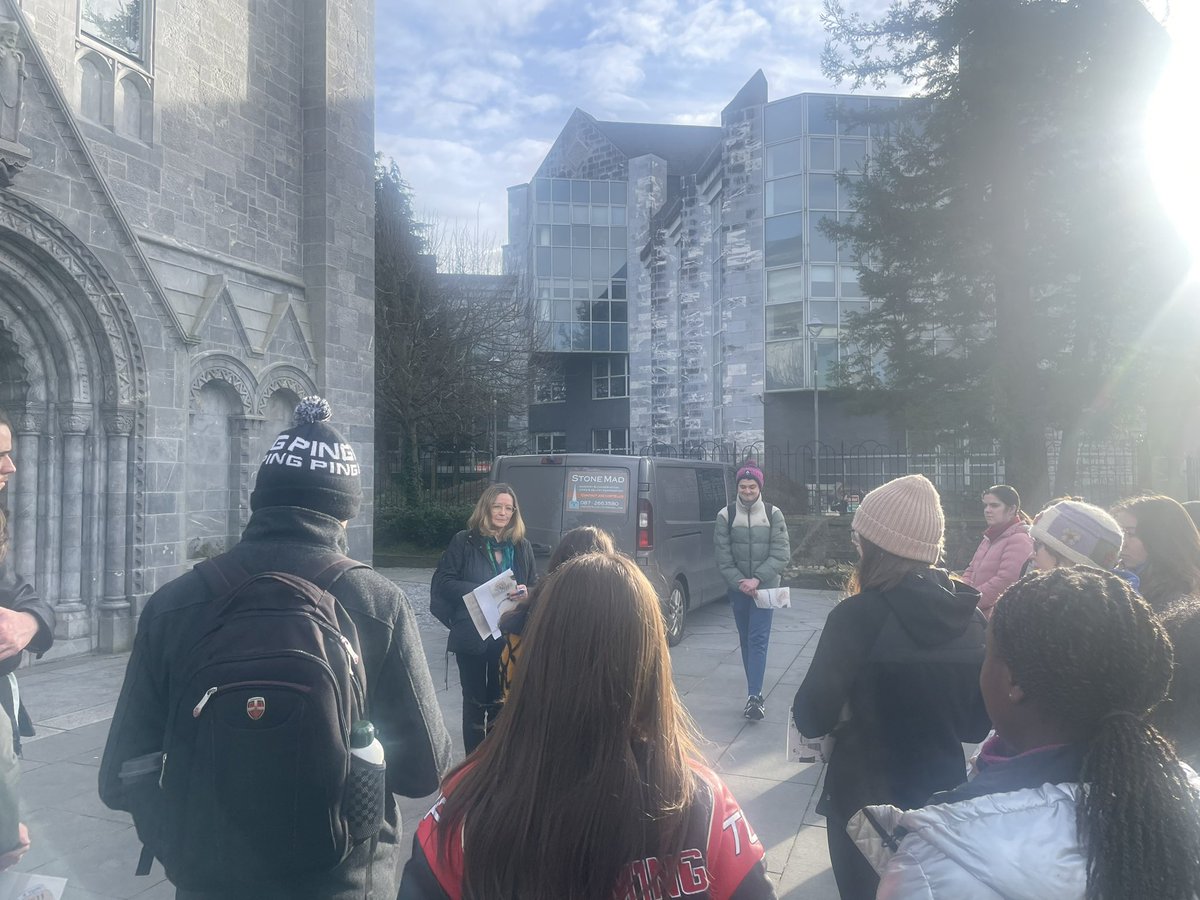 Sounds amazing- and our lucky students @uccsoc are also benefitting from @maggieoneill9 wisdom and inspirational praxis- wonderful to see walking teaching outside on our beautiful campus just the other day @UCC @McSweeneyProf