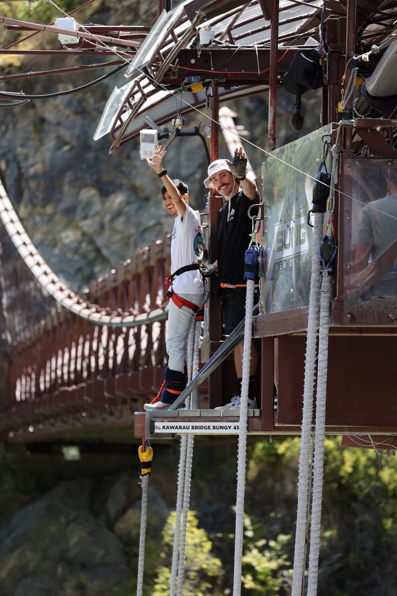 uda_rifan's tweet photo. Senyum2 getir.. #bungy #ajhackett https://t.co/nCh2FQYl5r