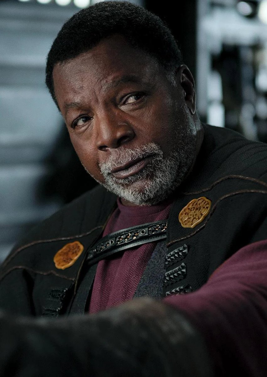 Carl Weathers infelizmente faleceu aos 76 anos.