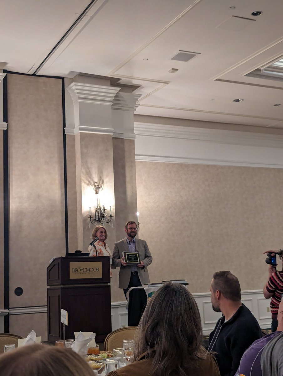 My mentor and friend <a href="/drlessing/">Juan Lessing</a> was awarded the Early Career Physician Award at today's <a href="/ACPCOCHAPTER/">ACP COLORADO CHAPTER</a> conference. Cannot think of someone more deserving! Given all he has accomplished in his early career, cannot wait to see what he does next!
