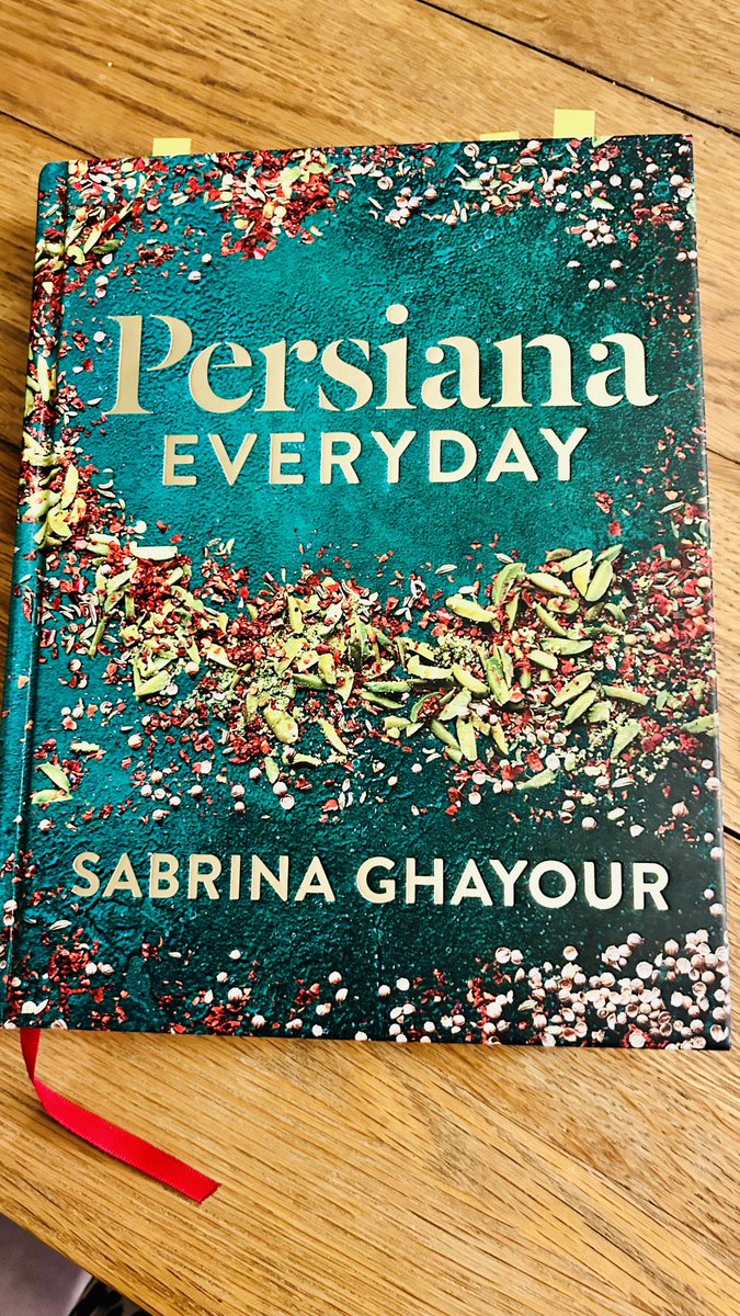 sonyajonesshrop's tweet image. Love #FridayNight #Cooking, tonight our go to recipe book by ⁦@SabrinaGhayour⁩ 
halloumi fatteh 😋 sorry for the battered page but it’s a well used book ! 
Tip 
Cook #Halloumi in the #AirFryer for a super crispy result 
Absolutely delicious start to the weekend