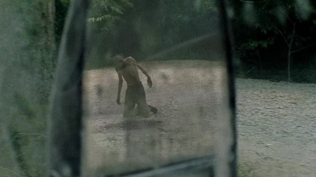 WalkingCaps's tweet photo. 07x01, The Day Will Come When You Won't Be (2016, The Walking Dead) https://t.co/e09a9Mxcsl