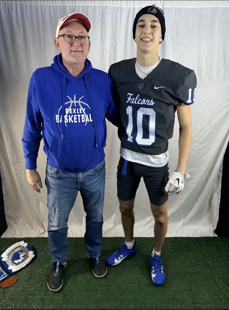 Jamie_W10's tweet photo. I had a great visit @NotreDameOhio. Thanks @NDC_CoachMack @CoachShulerZ @CoachMacColeman for the opportunity! @BexleyFootball @CoachKerrBexley @Coach_Cmac614 https://t.co/YU8EN2Mqrk