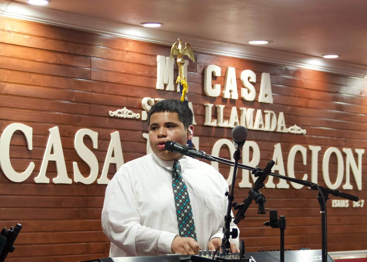 ipuhnasa's tweet photo. Gracias a Dios por nuestros jovenes !!
Un servicio hermoso derejido por nuestros
Jovenes de Nasa. Gracias a nuestro asistenete de Lider David Gonzales por un lindo mensaje.
#ipuhnasa #ipuhnasajovenes #ipuh https://t.co/8BYdmMaz5r
