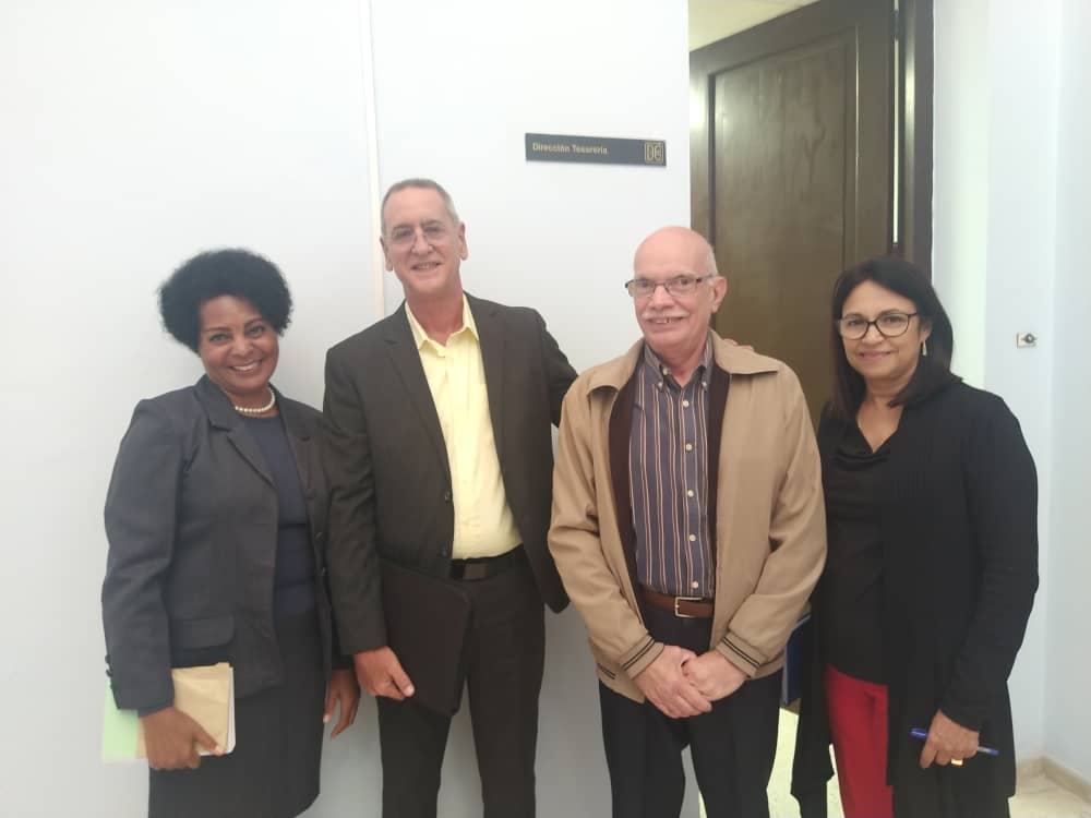 📍 El Consejo de Estado a propuesta del Presidente de la República y previa aprobación del Buró Político del Comité Central del PCC acordó designar a Joaquín Alonso Vázquez, actual Ministro Presidente del <a href="/BancoCentralCub/">Banco Central de Cuba</a> como Ministro de Economía y Planificación.
Éxitos‼️
🧵