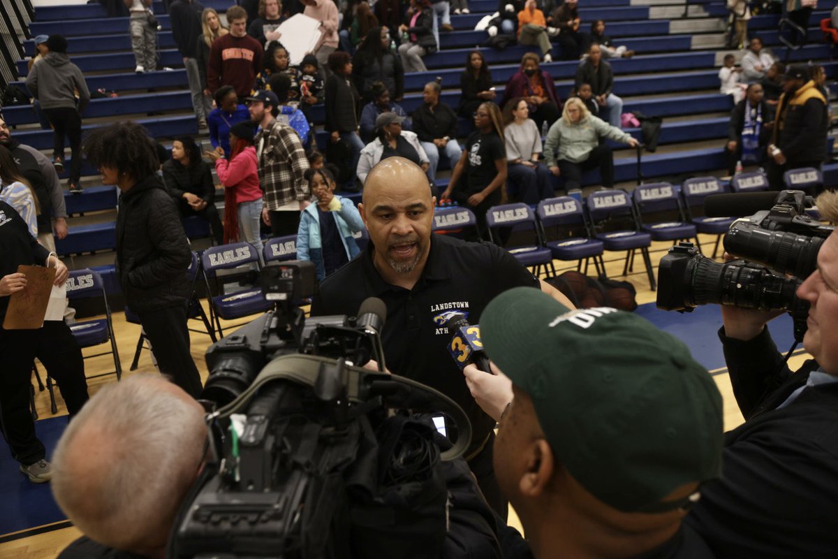 ScottyFlicks's tweet photo. Congratulations to Coach Dwight Robinson securing his 400th win tonight against the Salem Sundevils. It was a dominating performance from Landstown from start to finish, resulting in a 64-31 victory. Congratulations Coach Rob! https://t.co/Q9WoNm0gV1