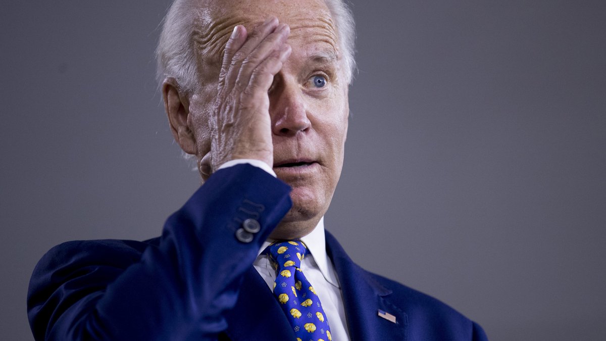 FrankDamage's tweet photo. @THEUNITEDSPOT_ @POTUS I love the episode where pedo Joe drops a pipe bomb on Pelosi's favorite vase &amp; then later has a dream where the bomb keeps dropping on the vase over &amp; over &amp; he keeps hearing "Nancy always said, no insurrection in the House!" That &amp; the one where AOC loses her SPINE are my favs. https://t.co/wmDJMUW3wt