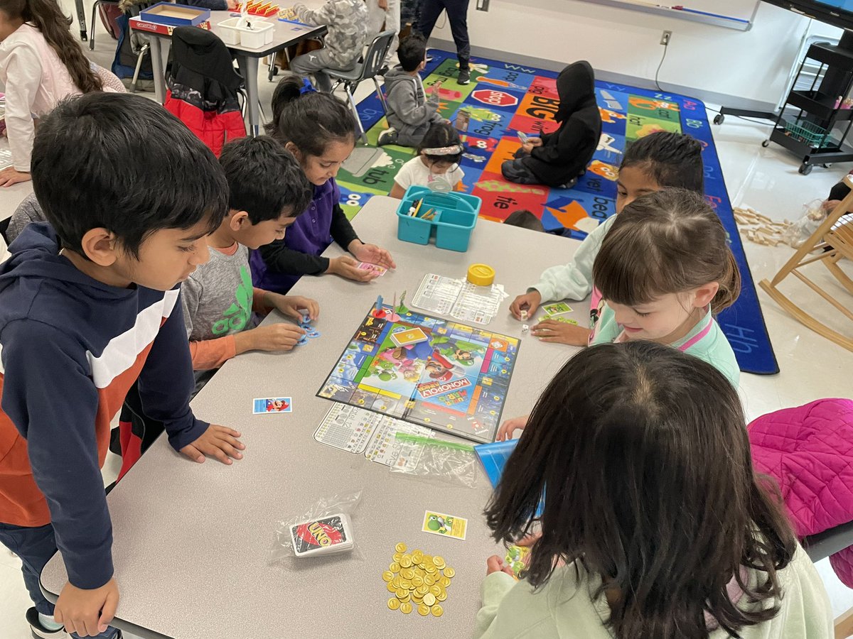 Ms_1stgrade's tweet photo. Board Game Friday Fun with our besties in Ms. Picone’s class! @NicolepiconeG @GoshenPostES https://t.co/WDaKNCbmbB