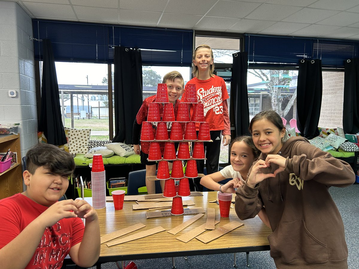 More Heart Cup Stack and Hashtag challenges!!! Fun in the library!! <a href="/CuringtonElem/">Curington Elementary School</a> #CESoneteamonegoal