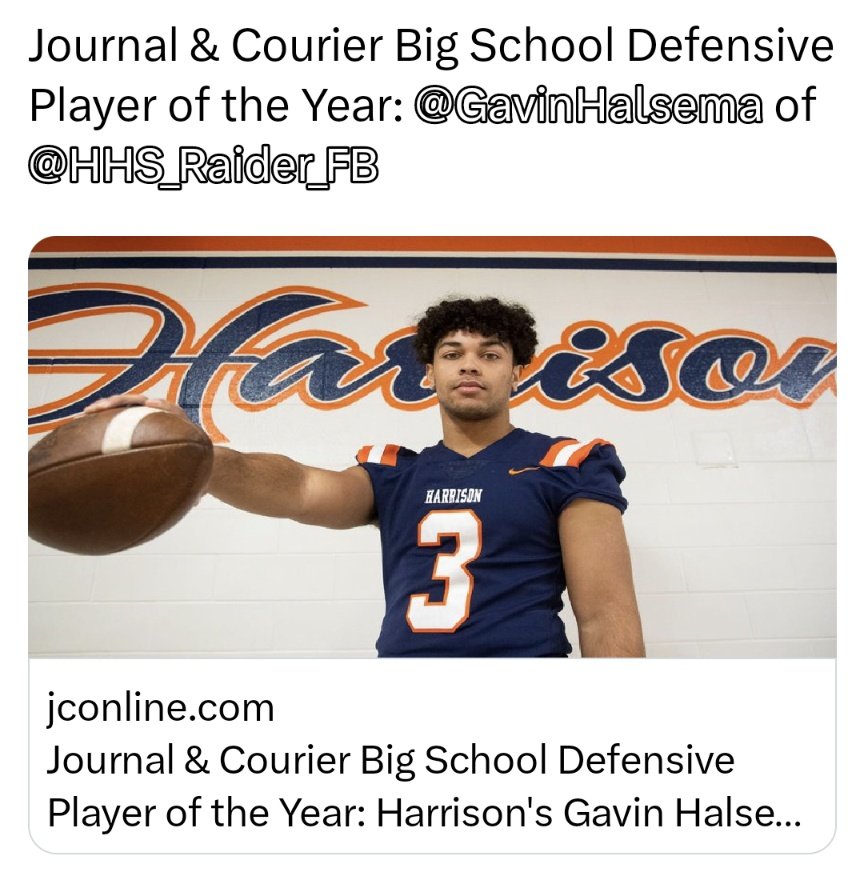 ET_Football's tweet photo. Not sure if we have ever had an area player of the year come through our program but to have both offensive &amp; defensive players of the year come through our program is unbelievable!  Great players &amp; even greater people!  Congrats @GavinHalsema and @KnoyCarter happy for you both! https://t.co/hFydBcmafZ