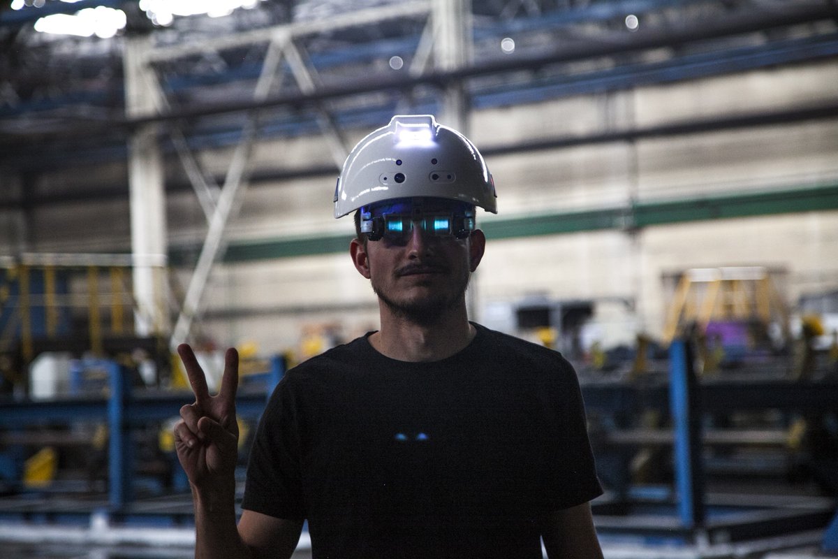 sterlingcrispin's tweet photo. It's very surreal to see the Vision Pro finally launch, and I'm proud to have played my small part in making it happen. Congrats to everyone at Apple in TDG, and the rest of the company. I've been working in AR/VR for a decade and it's wild to cross over this milestone. Every year VR has felt like it was still 10 years out from happening. But today, it feels a little closer.