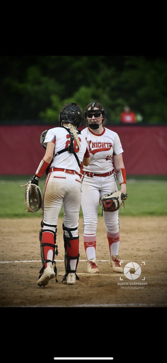 watts_drea's tweet photo. Happy national catchers day to these amazing , hard working ladies! Thank you for everything you do!  @SabrinaRose2024 @bryleemcgradyy @KaliVance3 @Alara20_ https://t.co/EPL7bntKSu