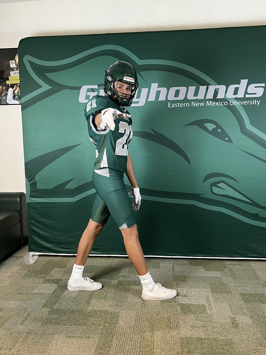 Jerome Ortiz (@coachortizcolts) on Twitter photo Two great offers from Two great schools Whatever you choose kid you deserve it now go earn your spot and grind for everything you do youโve been a great leader and student athlete for me it was a pleasure and an honor being your coach kid. <a href="/22melendezedgar/">Edgar Melendez</a>
<a href="/PrepRedzoneNM/">Prep Redzone New Mexico</a> Two great offers from Two great schools Whatever you choose kid you deserve it now go earn your spot and grind for everything you do youโve been a great leader and student athlete for me it was a pleasure and an honor being your coach kid. <a href="/22melendezedgar/">Edgar Melendez</a>
<a href="/PrepRedzoneNM/">Prep Redzone New Mexico</a>