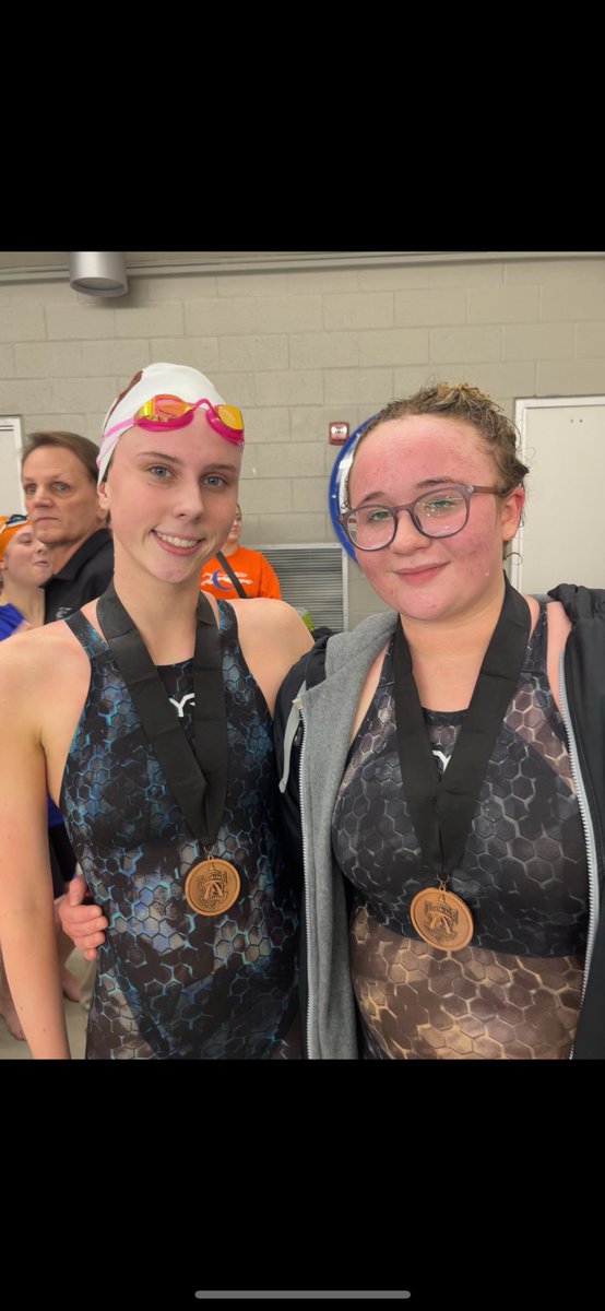 Coach Benson tweet media