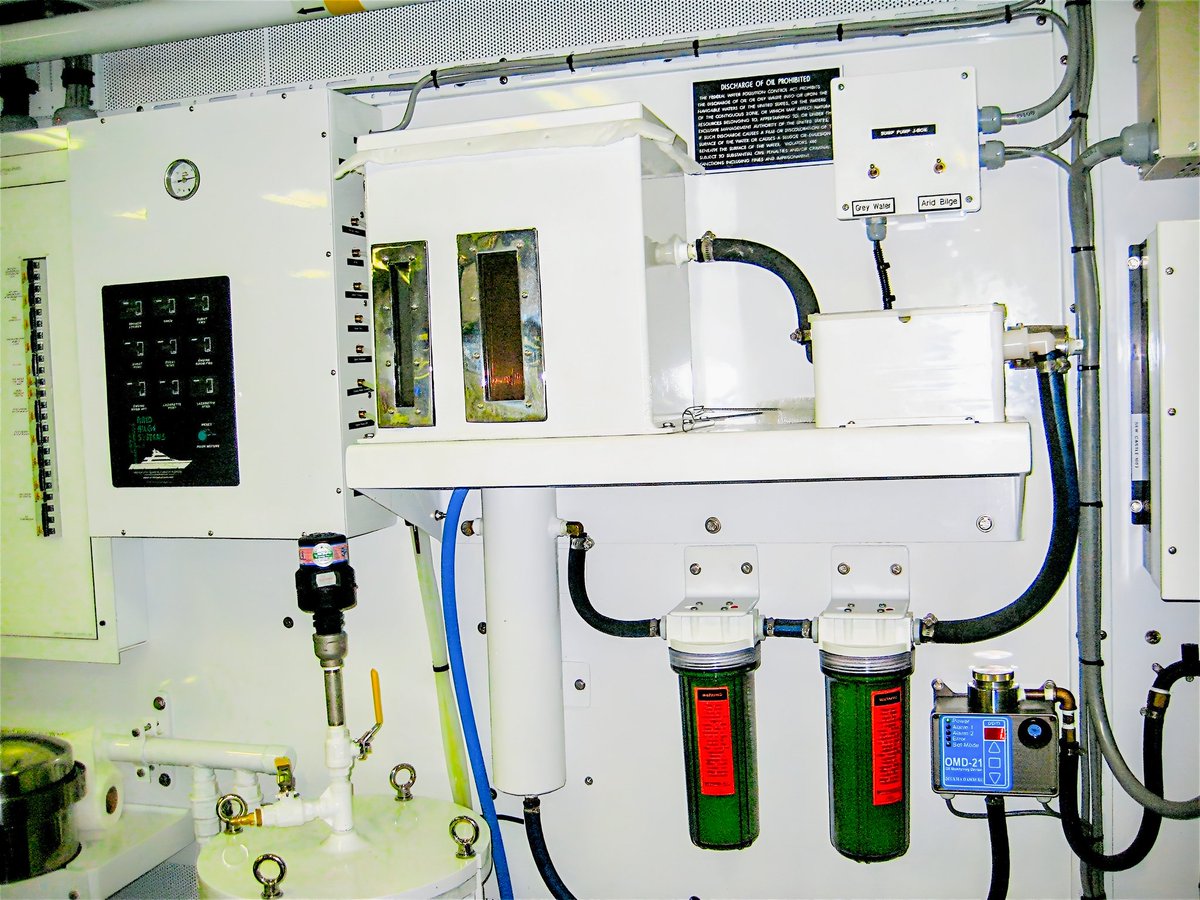 AridBilge's tweet photo. Arid bilge systems aboard "Cortina." Cortina is a 114'/ 34.69m, built in 2010 by Newcastle.
The Arid aboard has an eco-friendly companion and PP- Monitor system (MCA-approved monitoring system) sensing the oil coming into the eco. In the possible event a large amount of oil is sucked through the system, and discharged into the eco it will alarm the operator of the vessel to check if a major oil/ fuel spill has occurred (example: hydraulic fitting bursts).

Giving you a clean boating experience both inside and outside the boat!
.
.
.
#aridbilgesystems #dry #bilge #boating #machine #clean #yacht #vacuum #technology #sailing, #sailinglife, #sail, #sailboat, #sailingboat, #sailingyacht, #sailingphotography, #sailinginstagram, #yachting, #yacht, #sailinglovers, #instasailing, #sailingworld, #sailinglifestyle, #sailingadventure
