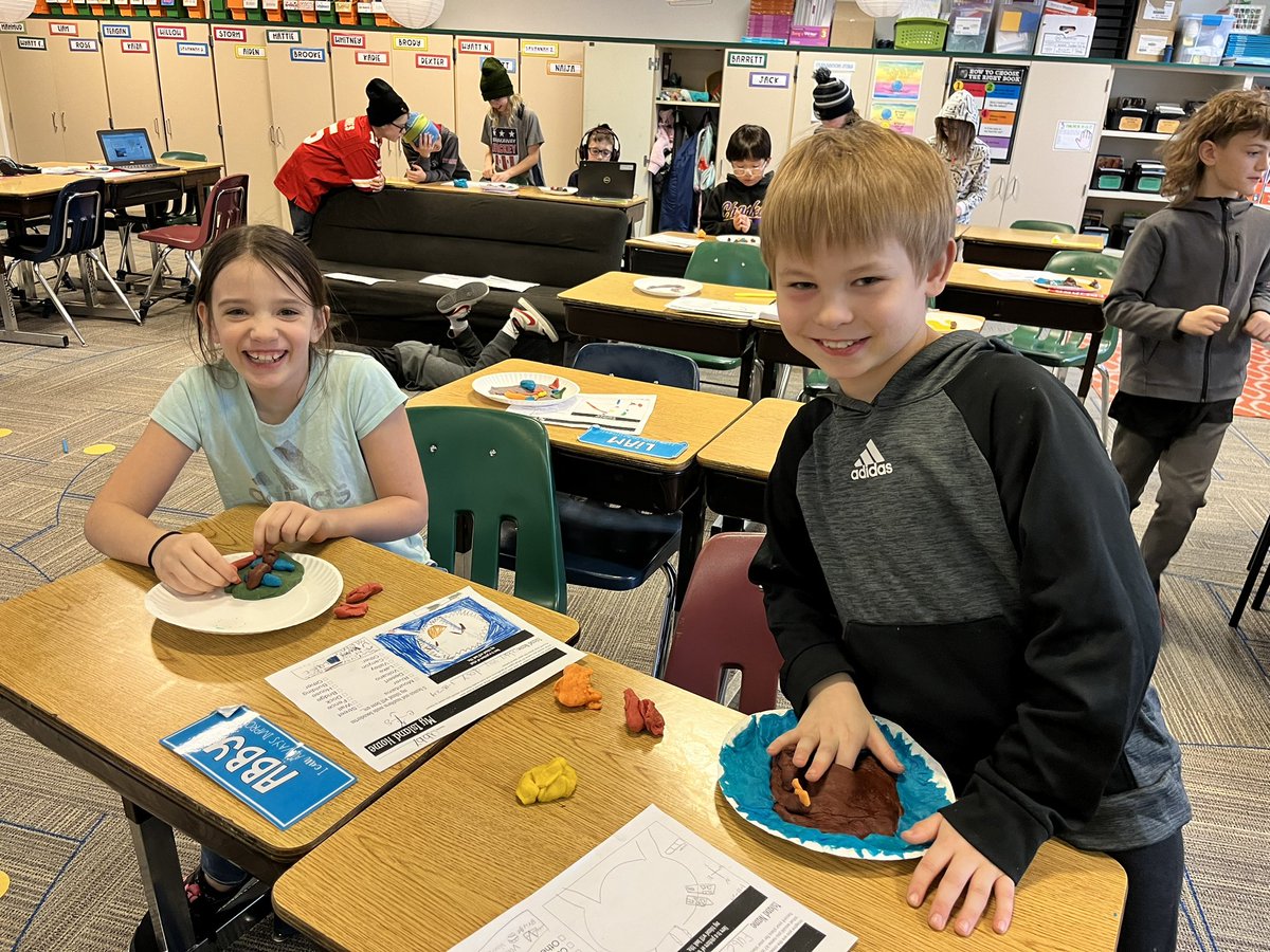 Mrs. Alex Bauer tweet media