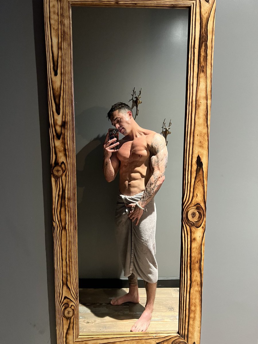 onlyfans.com/magicseb 

Retweet for a dm as well ;)