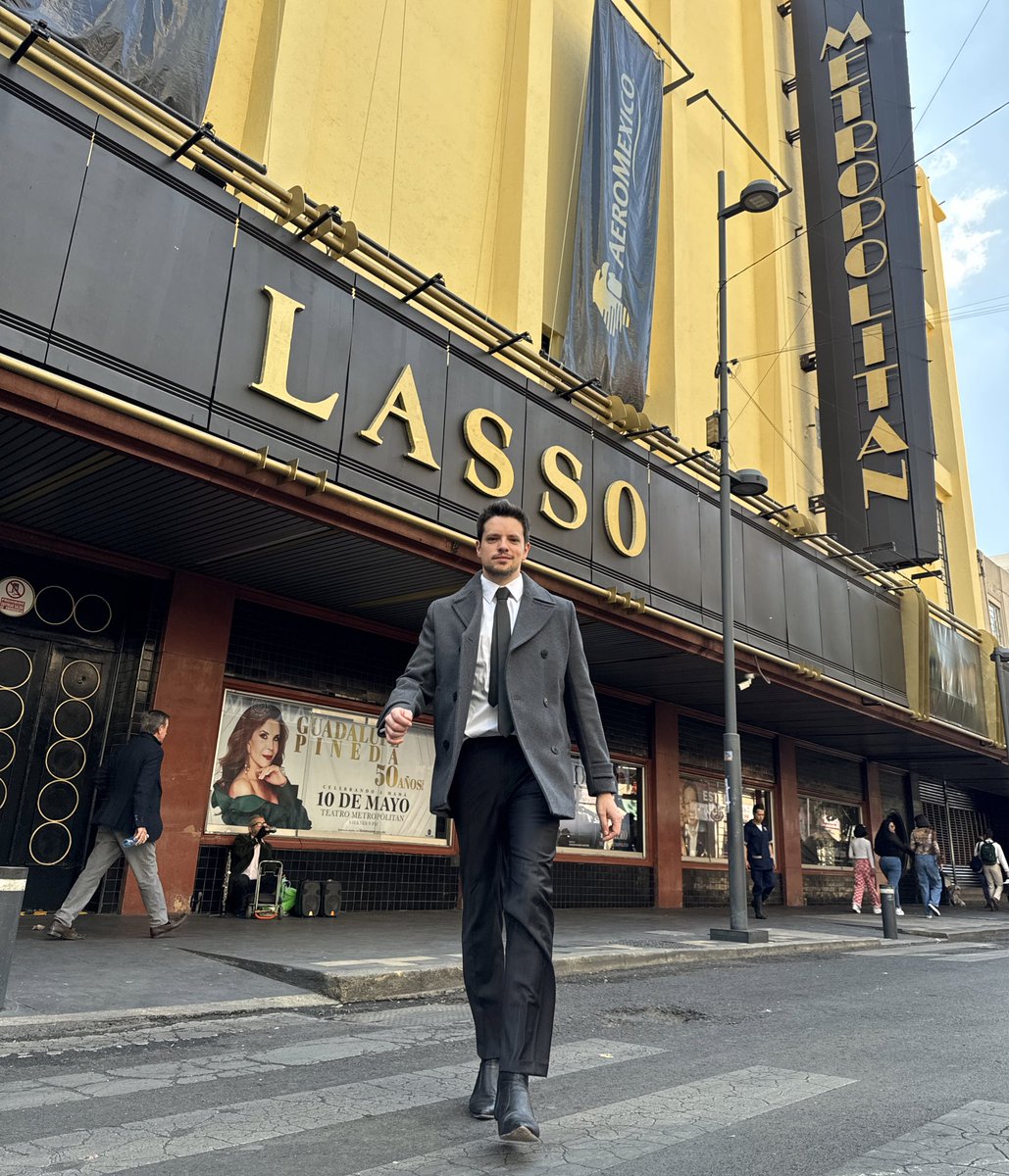 NO HAY NADA MÁS PODEROSO QUE UN SER HUMANO CON UN SUEÑO

HOY POR FIN EN EL TEATRO METROPOLITAN!!! 
🇲🇽❤️🥹