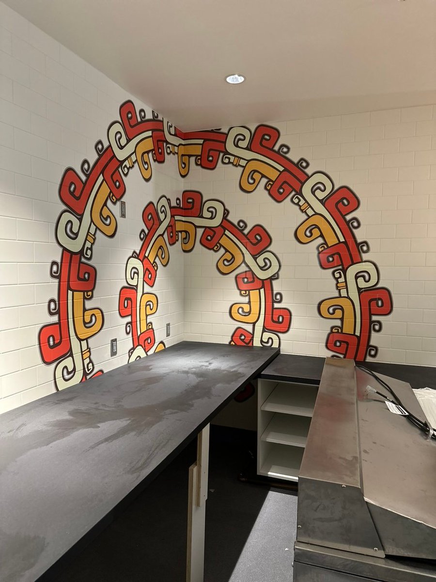 ISIcalifornia's tweet image. Unique vinyl installed on tile by our specialists for the new Cancun Grill located at San Francisco International Airport. #vinylinstallation #signinstallation #signindustry #installationprojects