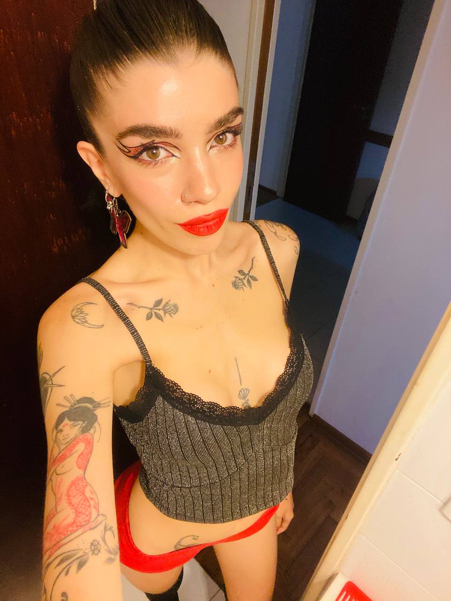 aaliyahcherryy's tweet photo. @CYLMarketing https://t.co/oCzBs67QKE https://t.co/FsCCJ3IC3e