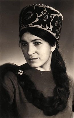 vyvilha's tweet image. today was the birthday of ukrainian visual artist lyubov panchenko. she would be 86 today but she died in april 2022 after suffering prolonged starvation during russian occupation of bucha