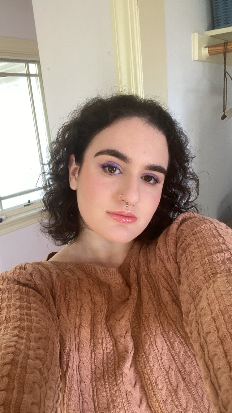 river➡️sea on X: This is what I look like right now by the way. If that's  of any interest to the top community t.co5p4uGpfr21  X