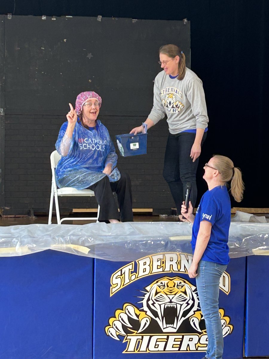 St Bernard School tweet media