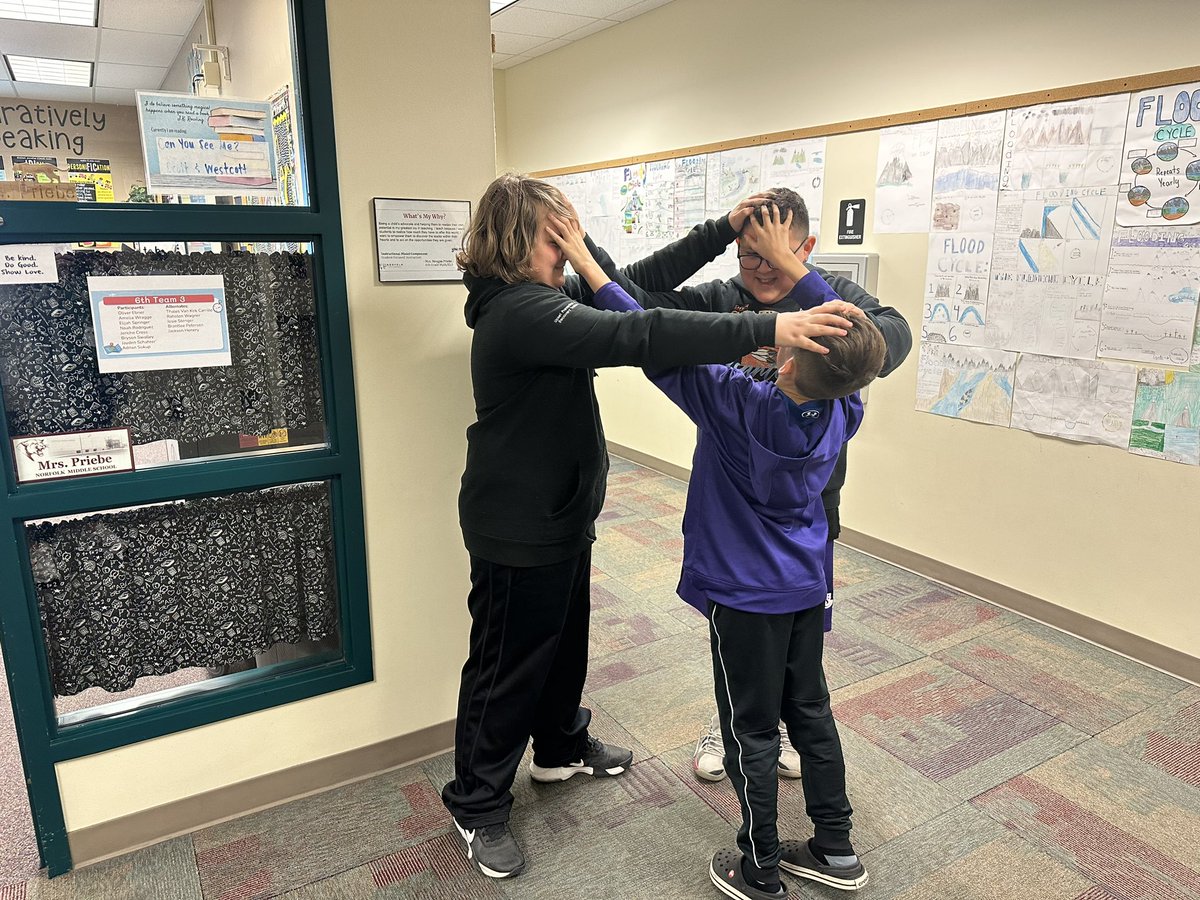 High five FriYAY! #npspanthers