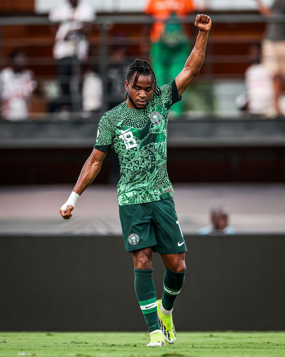 35 years ago he put Nigeria on the milestones of history against a Angola, today after 35 years another with same hair style gave Nigeria another history.
Late Samuel Okwaraji and Alive Lookman Ademola made history for our beloved Nation, let our flag fly higher in their honour