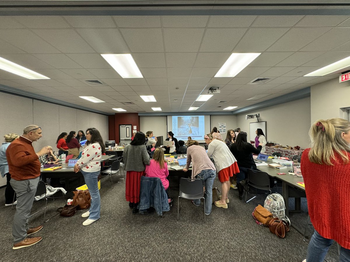 TISDMultilingual tweet media