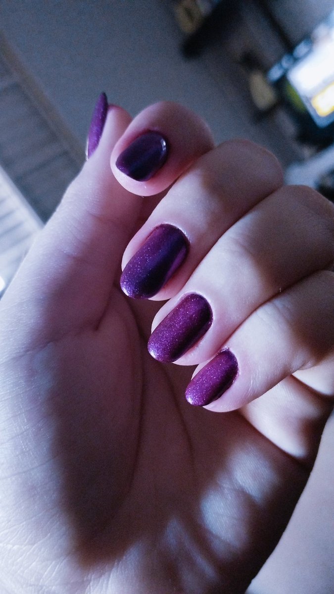 DKannade's tweet photo. Nada não, só passando pra mostrar minhas unhas finalizadas https://t.co/lJwIue5mEU