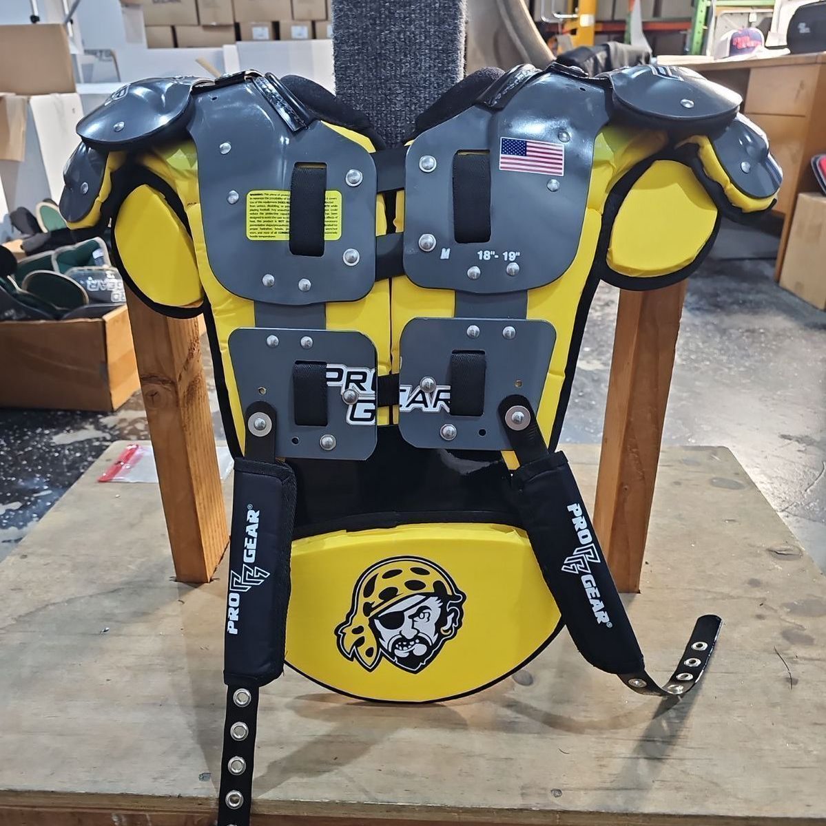 ProSports_Pads's tweet photo. Shouout to Coach Rapanick (@PQ_HBC) for trusting us with his player's on-field protection! 

This set of #ProSportsCustoms are on their way to the Pirates at Perquimans High School with the help of @JohnsonLambe and Bob Turner!🏴‍☠️🏈

#KnowTheLogo #HighSchoolFootball https://t.co/Ge1q1yhBbs