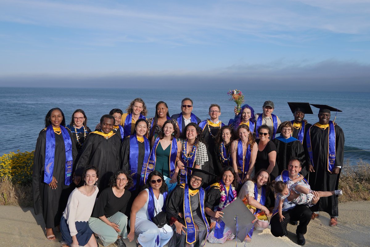 The Coastal Science and Policy graduate program at @ucsc prepares students to identify, innovate, & implement scalable and socially just solutions to sustainability changes around the world. Learn more about the program and where it's headed next: news.ucsc.edu/2024/01/coasta…