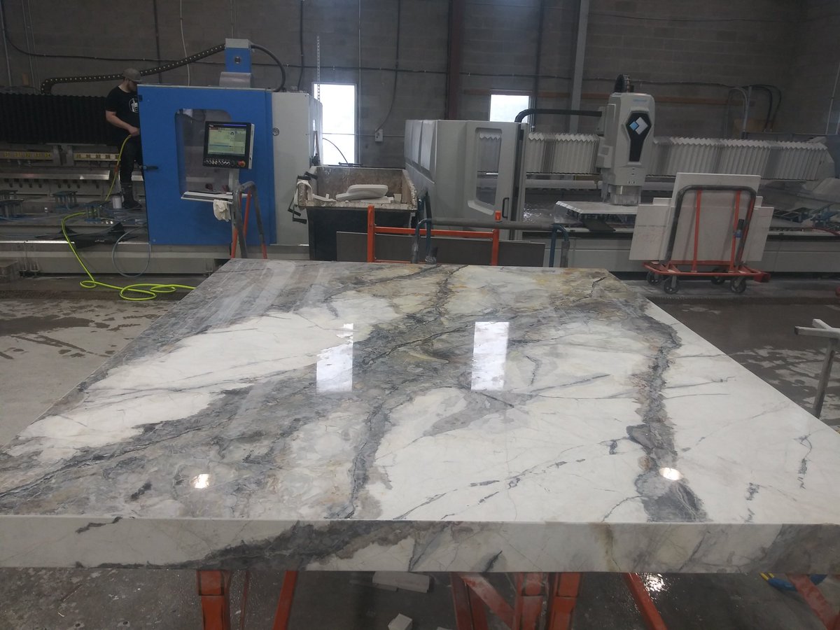 KW0lfman's tweet photo. Custom marble table w 4" mitred belts. This is why l love what l do!! #granite #stonework #marble https://t.co/KnmpMSgLu1